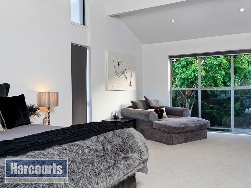 16 Ballybritt Street, The Gap QLD 4061