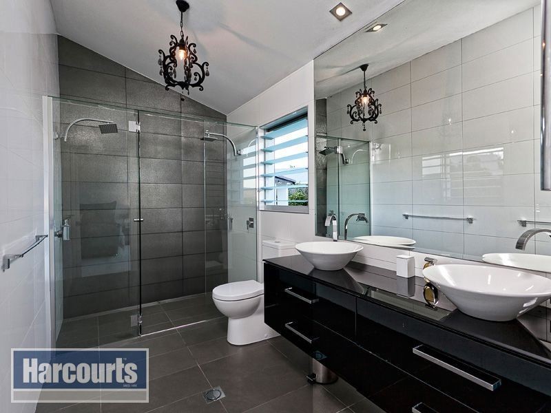 16 Ballybritt Street, The Gap QLD 4061