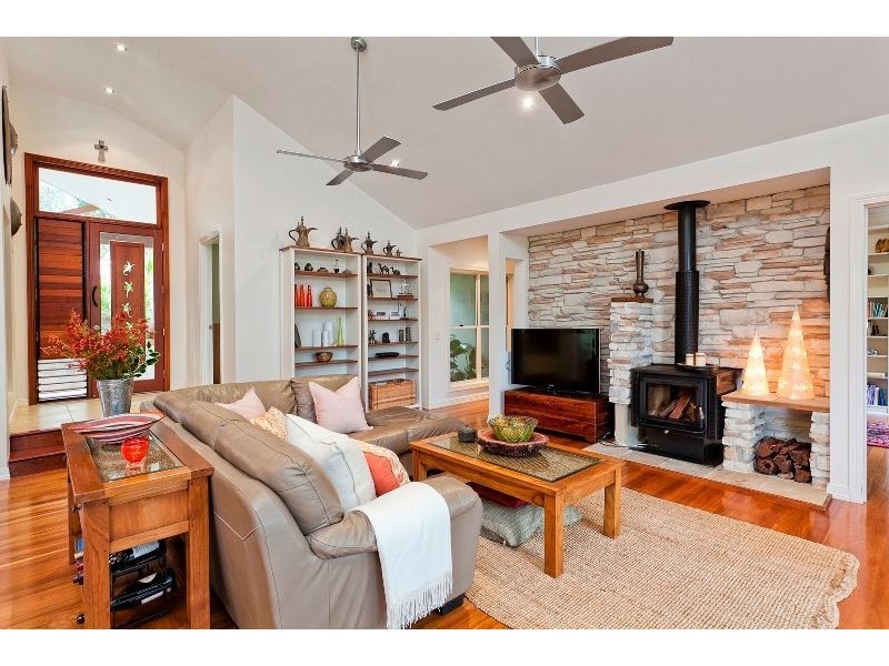 165 Highwood Road, The Gap QLD 4061