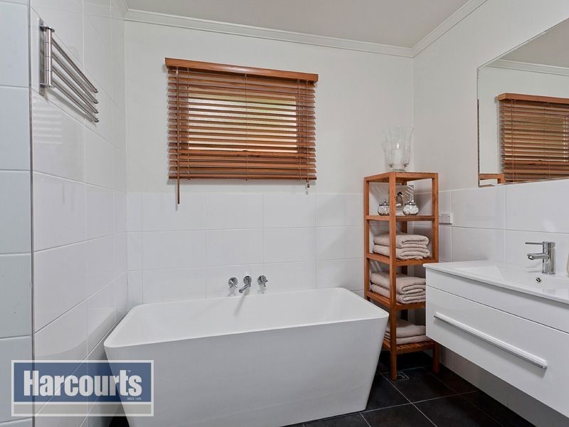 12 Glenmore Street, The Gap QLD 4061