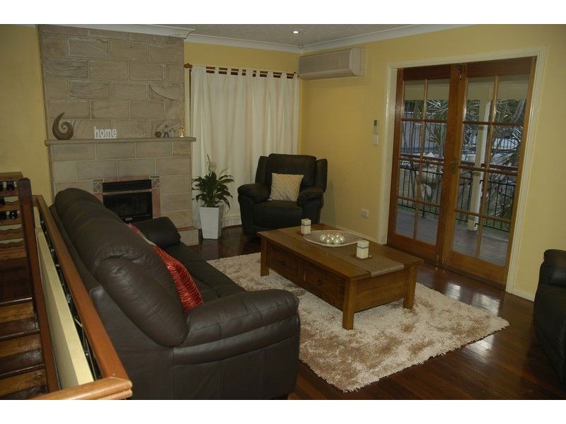 53 Kumbari Crescent, Mitchelton QLD 4053