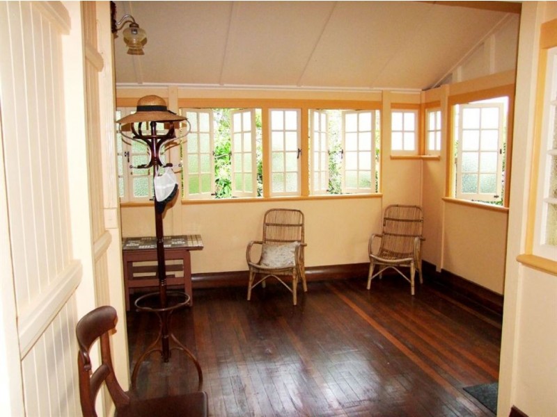 19 Wahroonga Road, Ashgrove QLD 4060