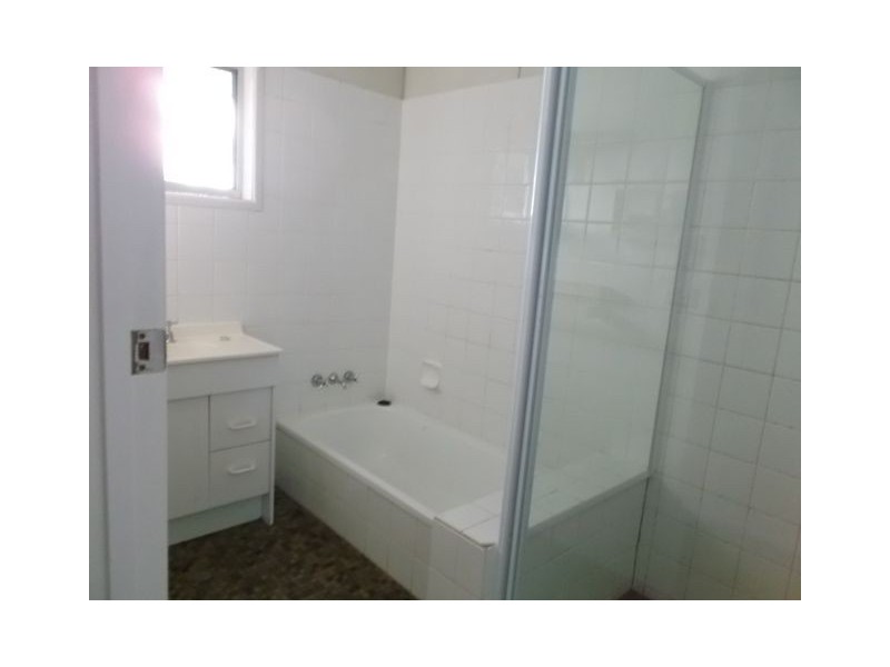 17 Woorama Road, The Gap QLD 4061