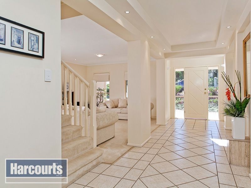 2 Glenferrie Place, The Gap QLD 4061