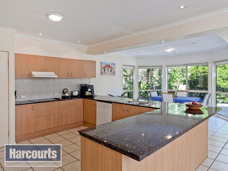 2 Glenferrie Place, The Gap QLD 4061