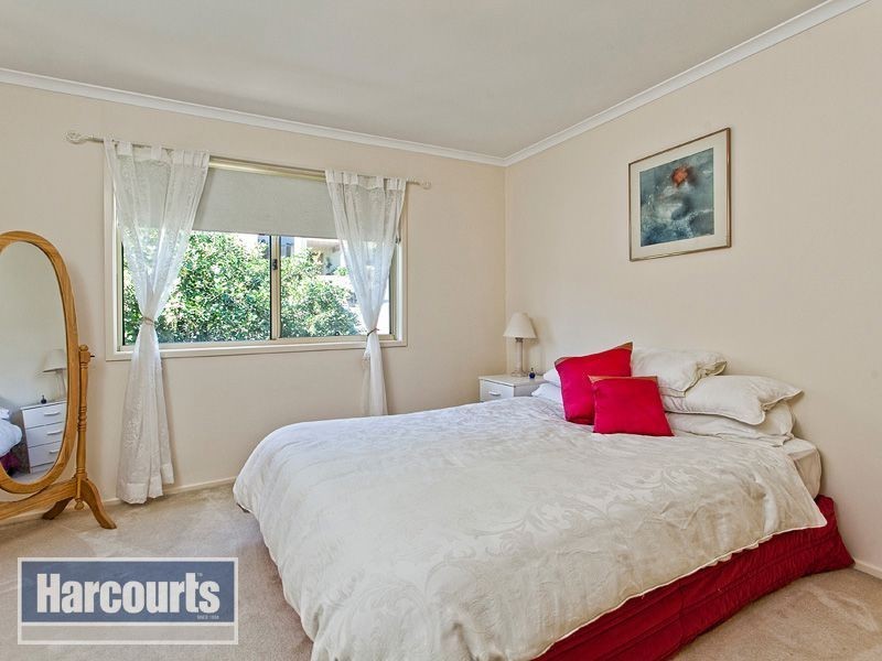 2 Glenferrie Place, The Gap QLD 4061