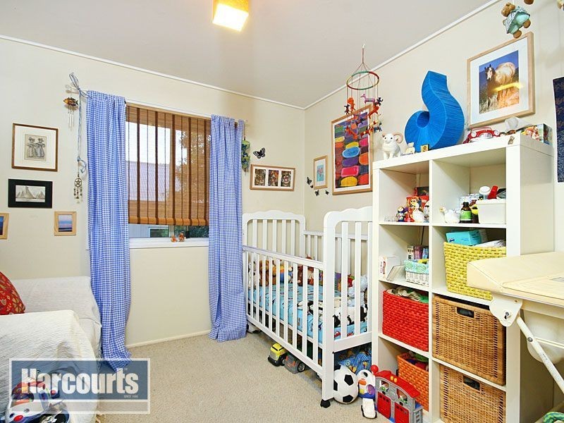 11 Locust Street, The Gap QLD 4061
