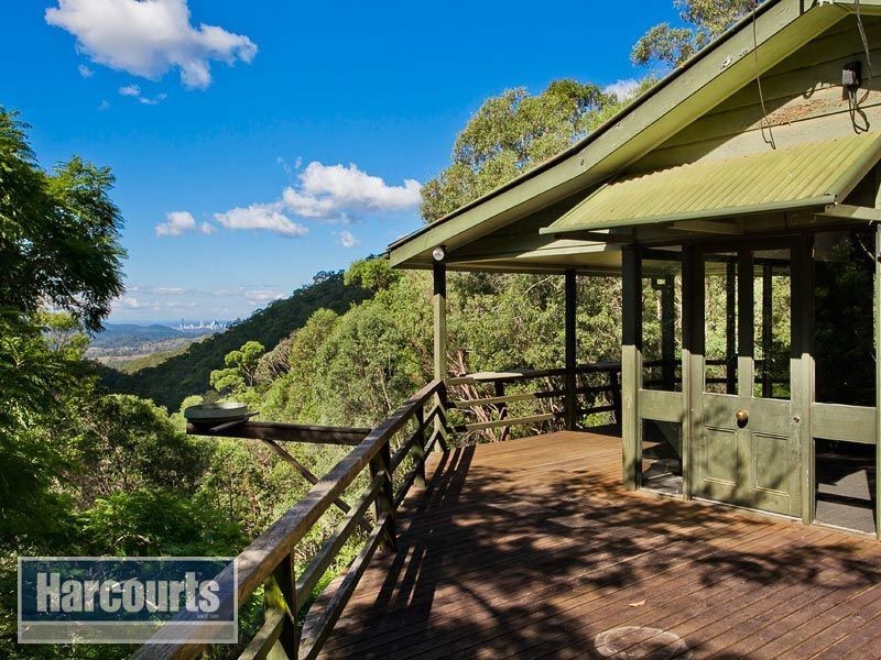 1003 Mt Nebo Road, The Gap QLD 4061