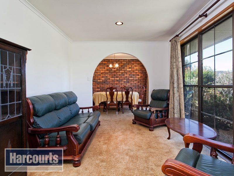 1 Welland Street, The Gap QLD 4061