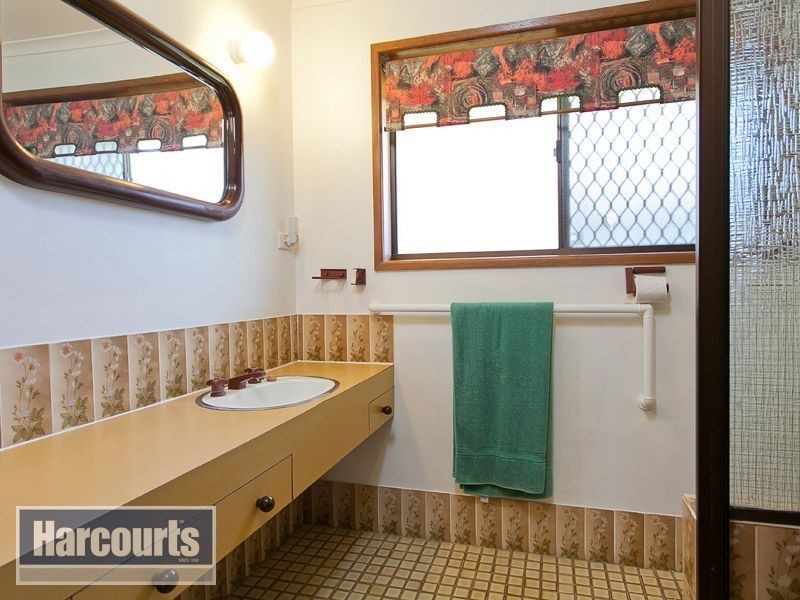 1 Welland Street, The Gap QLD 4061