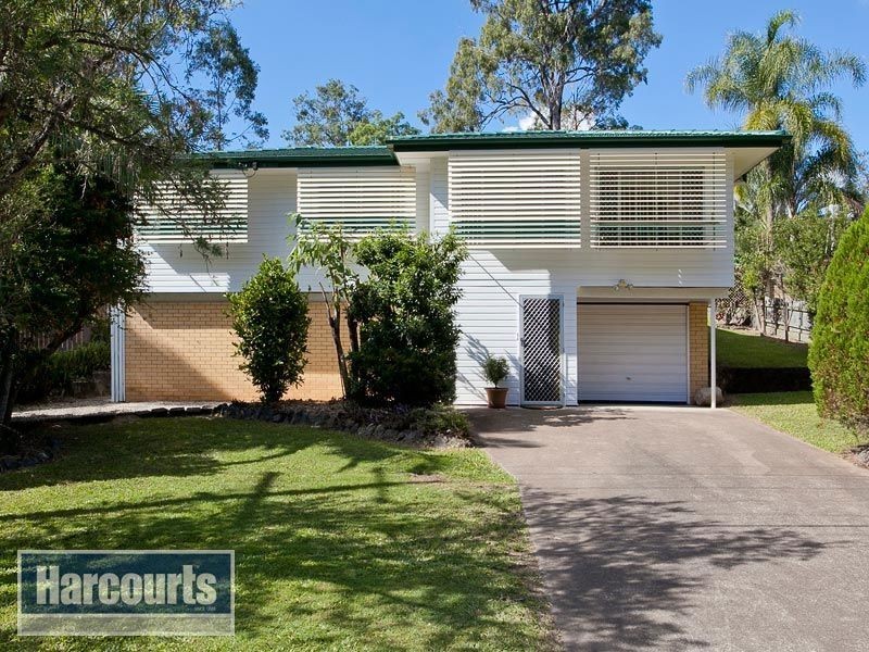 38 Tarnook Drive, Ferny Hills QLD 4055