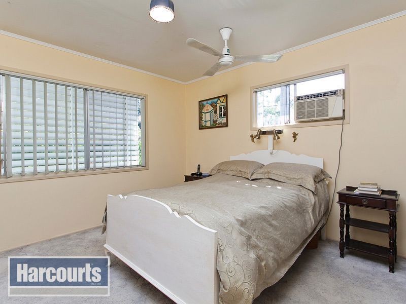 38 Tarnook Drive, Ferny Hills QLD 4055