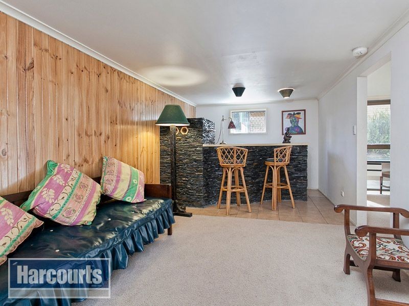 38 Tarnook Drive, Ferny Hills QLD 4055