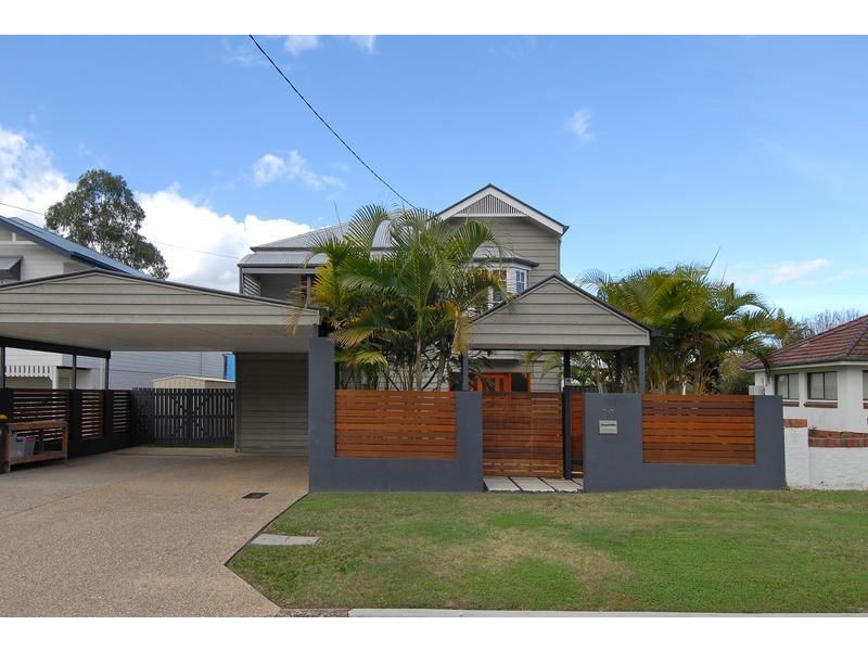 20 Dovedale Crescent, Ashgrove QLD 4060