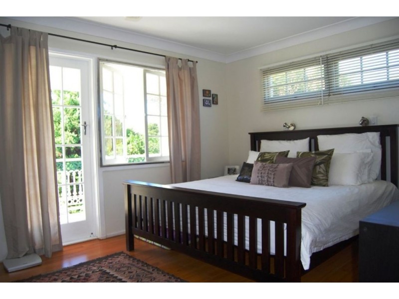 1 Penley Street, The Gap QLD 4061