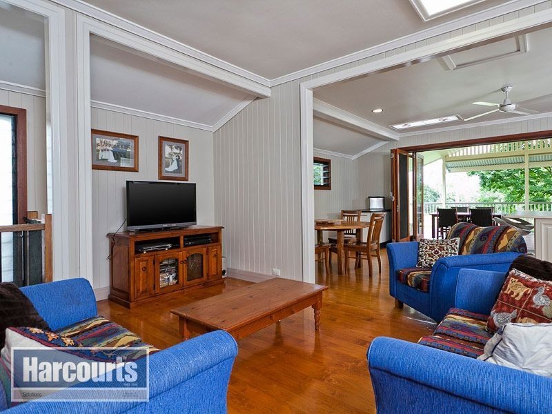 49 Brown Parade, Ashgrove QLD 4060