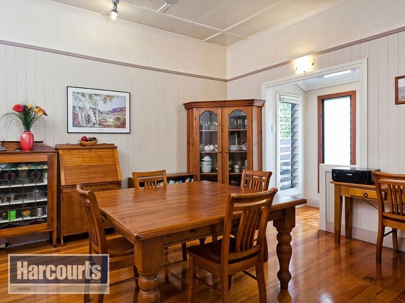 49 Brown Parade, Ashgrove QLD 4060