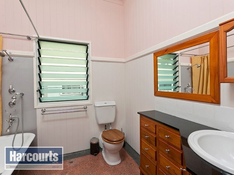 49 Brown Parade, Ashgrove QLD 4060