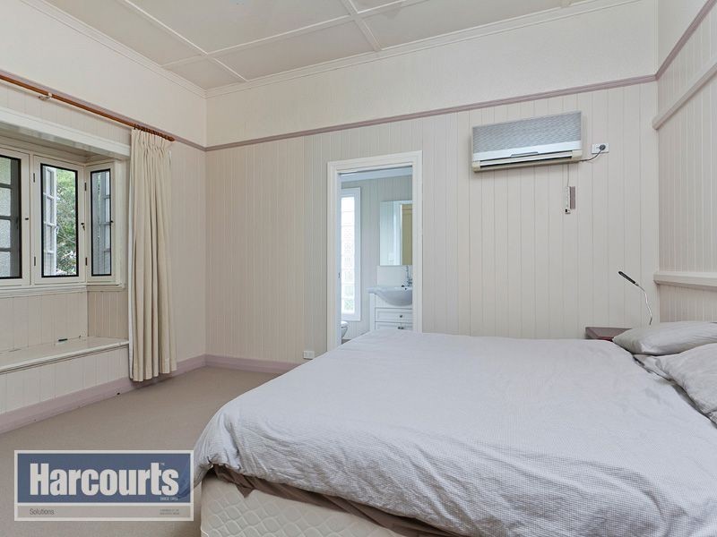 49 Brown Parade, Ashgrove QLD 4060