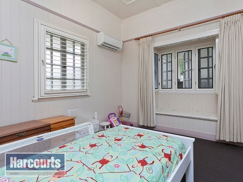 49 Brown Parade, Ashgrove QLD 4060