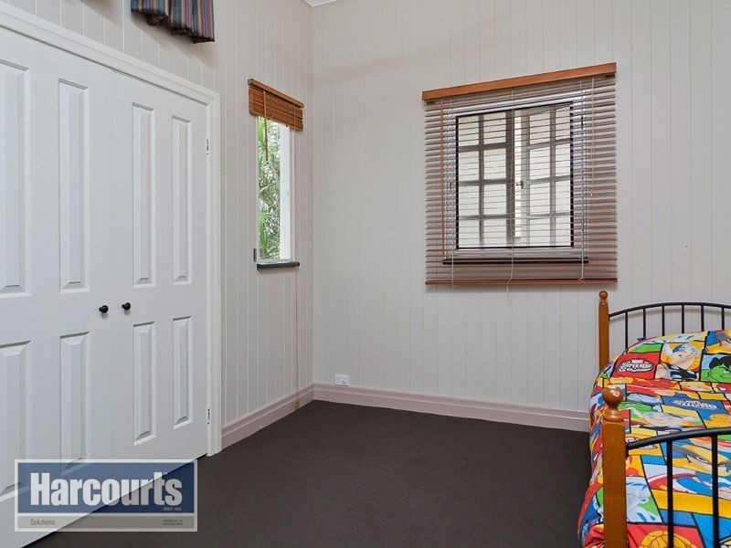 49 Brown Parade, Ashgrove QLD 4060
