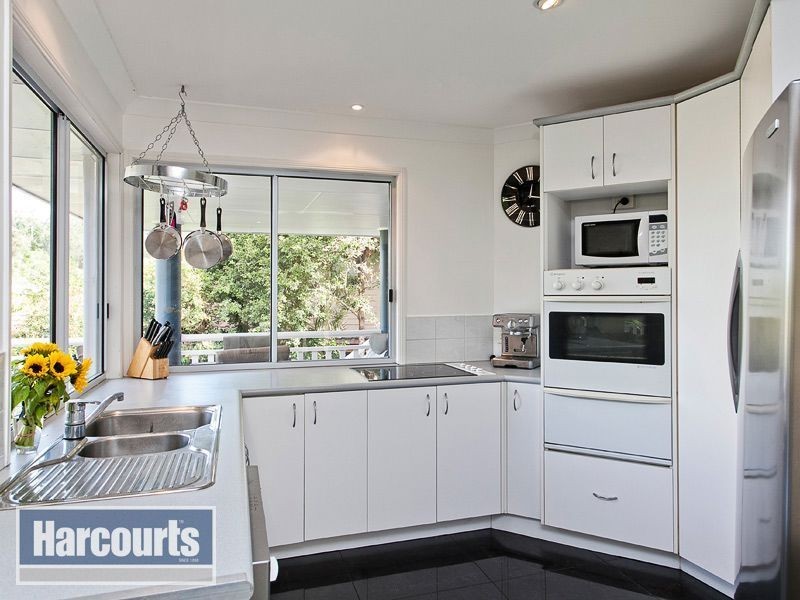 4 Wollundry Place, The Gap QLD 4061