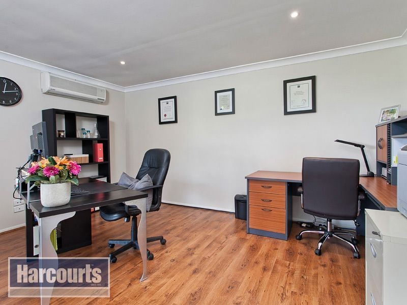 4 Wollundry Place, The Gap QLD 4061