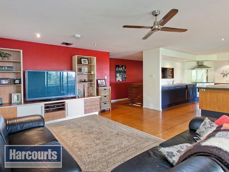 25 Hackett Street, Ashgrove QLD 4060