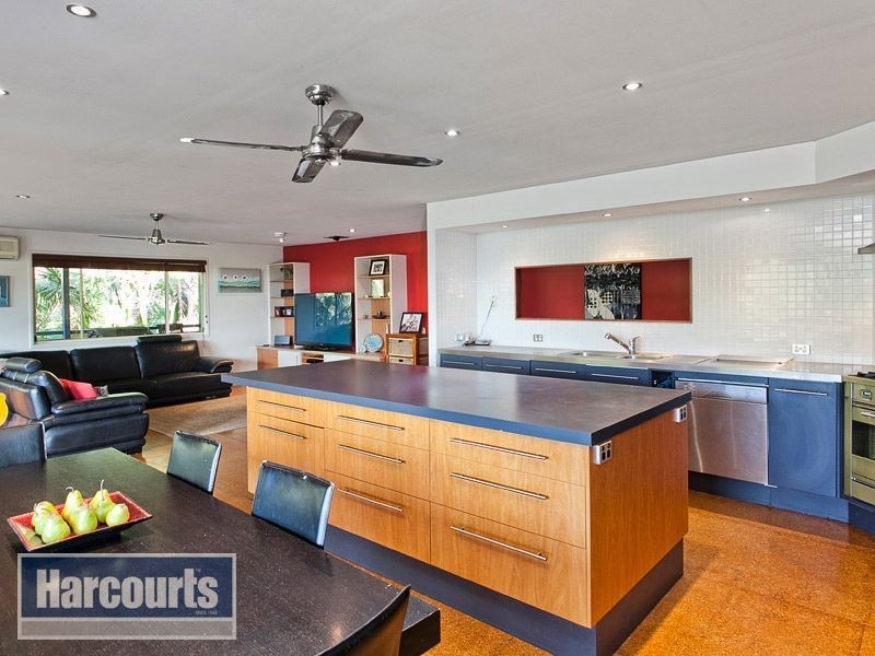 25 Hackett Street, Ashgrove QLD 4060