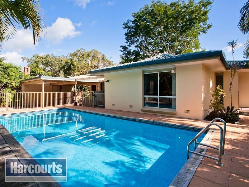 84 Settlement Road (On side road by Nova Gardens), The Gap QLD 4061