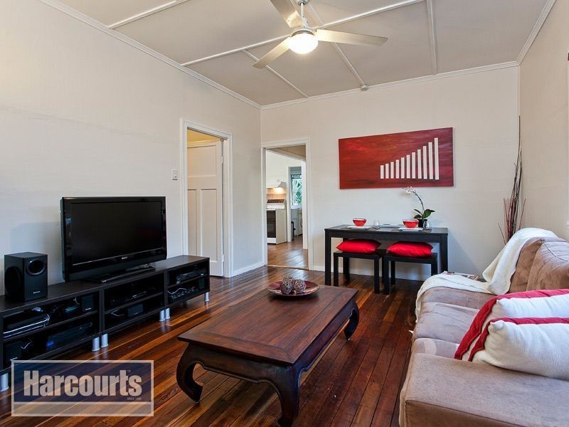 15 Wye Street, Mitchelton QLD 4053