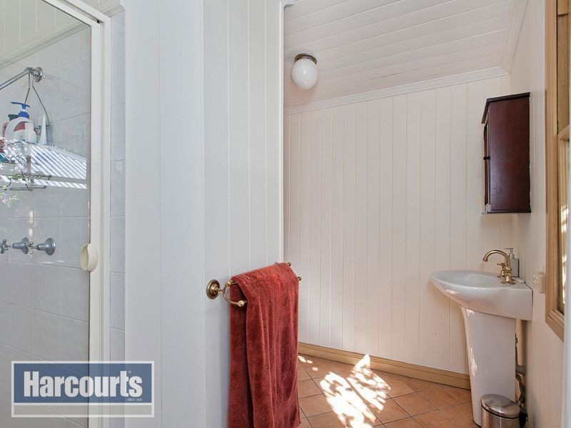 6 Cross Street, Red Hill QLD 4059