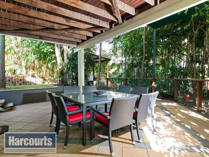 6 Cross Street, Red Hill QLD 4059