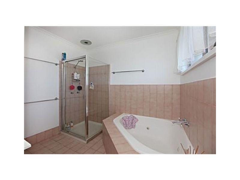 77 School Road, The Gap QLD 4061