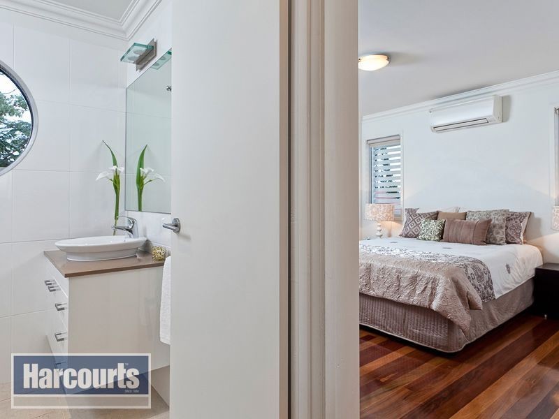 6 Bakey Lane, Enoggera QLD 4051