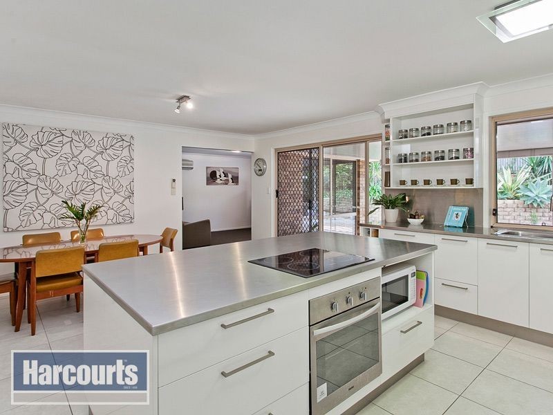 48 Silkyoak Way, Albany Creek QLD 4035