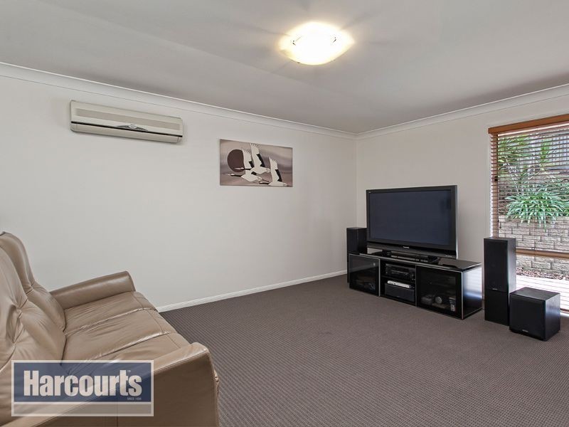 48 Silkyoak Way, Albany Creek QLD 4035