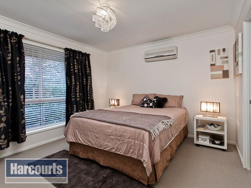 48 Silkyoak Way, Albany Creek QLD 4035