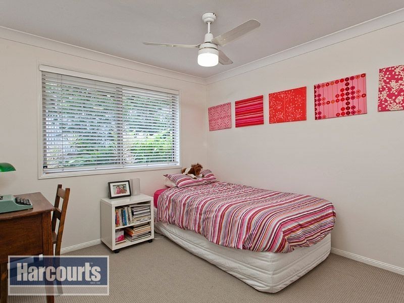 48 Silkyoak Way, Albany Creek QLD 4035