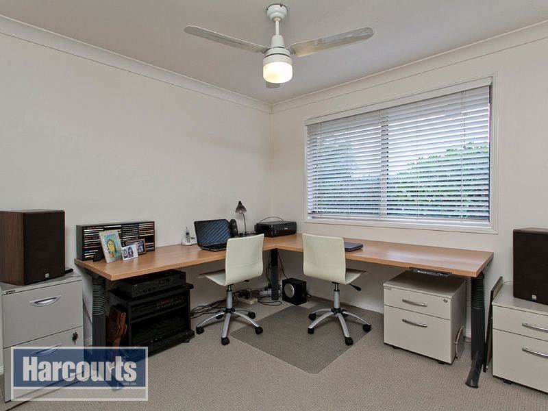 48 Silkyoak Way, Albany Creek QLD 4035