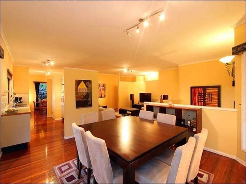8 Wollundry Place, The Gap QLD 4061