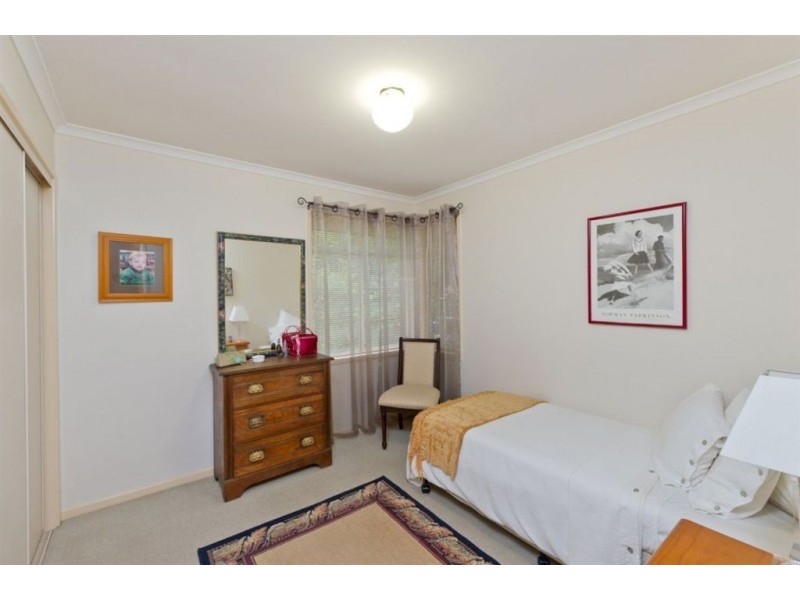 37 Montrose Place, The Gap QLD 4061