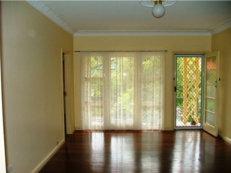 2/94 Royal Parade, Ashgrove QLD 4060