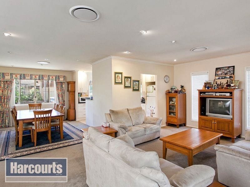7 Glenella Street, The Gap QLD 4061