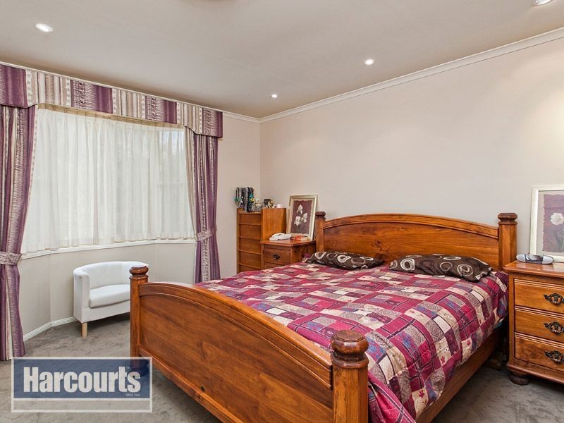 7 Glenella Street, The Gap QLD 4061