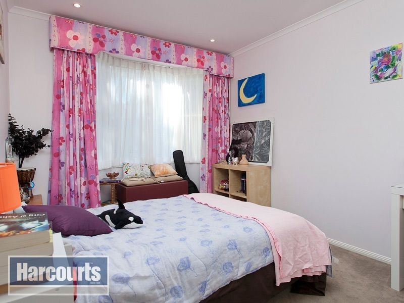 7 Glenella Street, The Gap QLD 4061