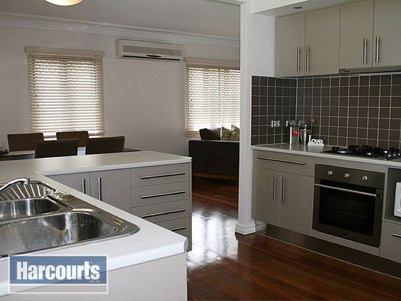 8 Frankit Street, Wavell Heights QLD 4012