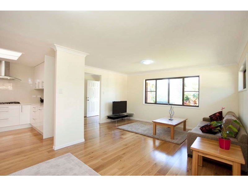 21 Debbie Street, The Gap QLD 4061