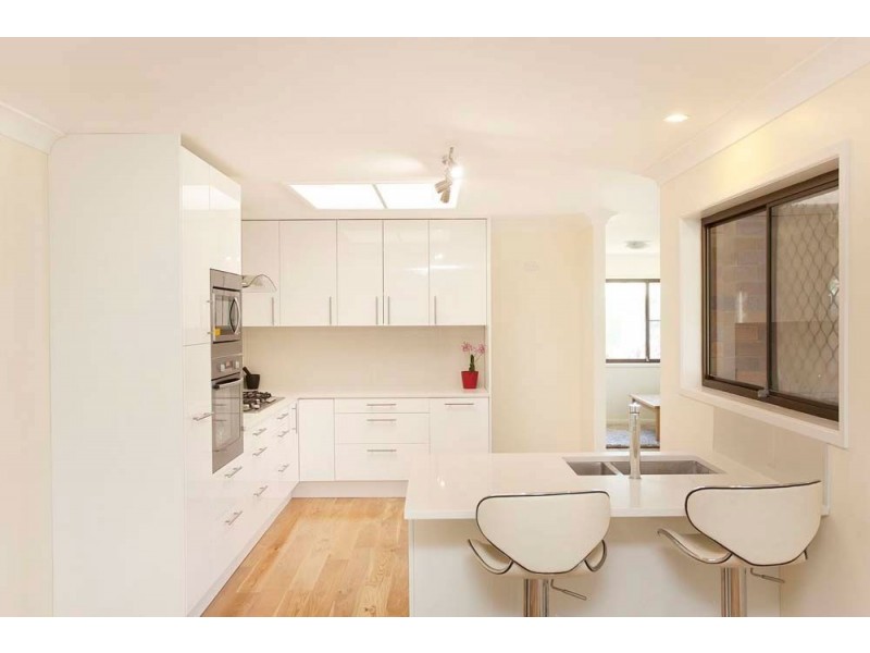 21 Debbie Street, The Gap QLD 4061