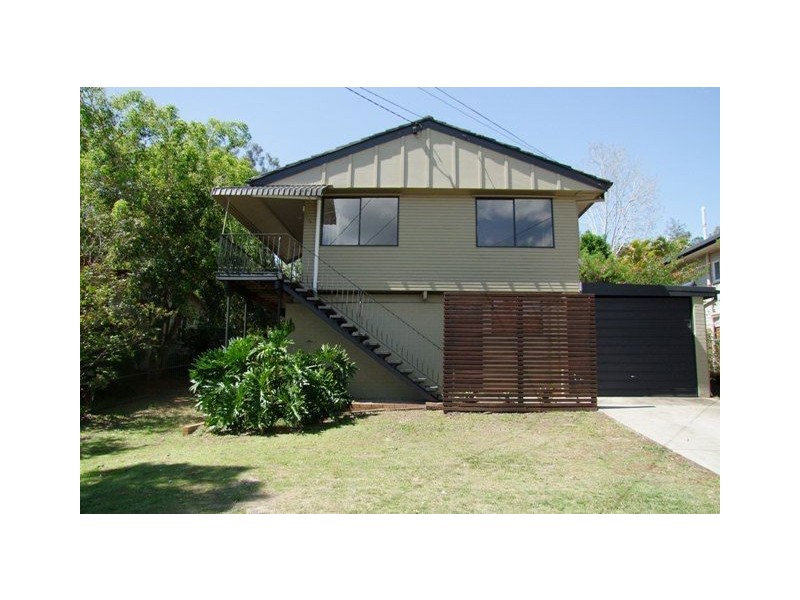 28 Woodside Street, The Gap QLD 4061